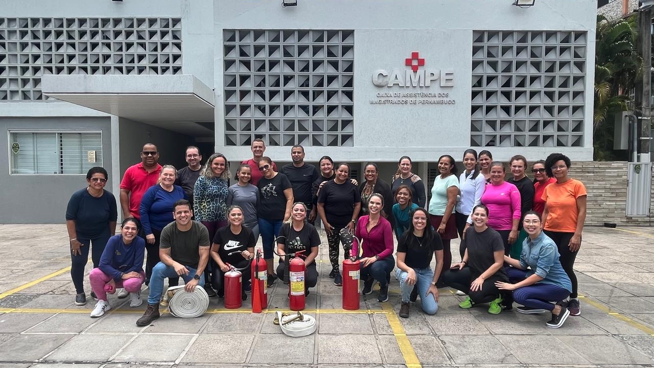 Imagem de Capa - Treinamento prepara colaboradores para casos de incêndio